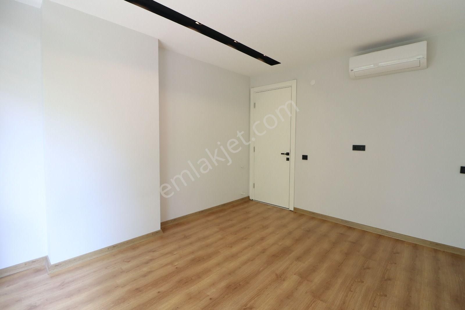Türk Emlak'tan Havuzlu Site İçerisinde 2+1 Satılık Daire - Görsel 19