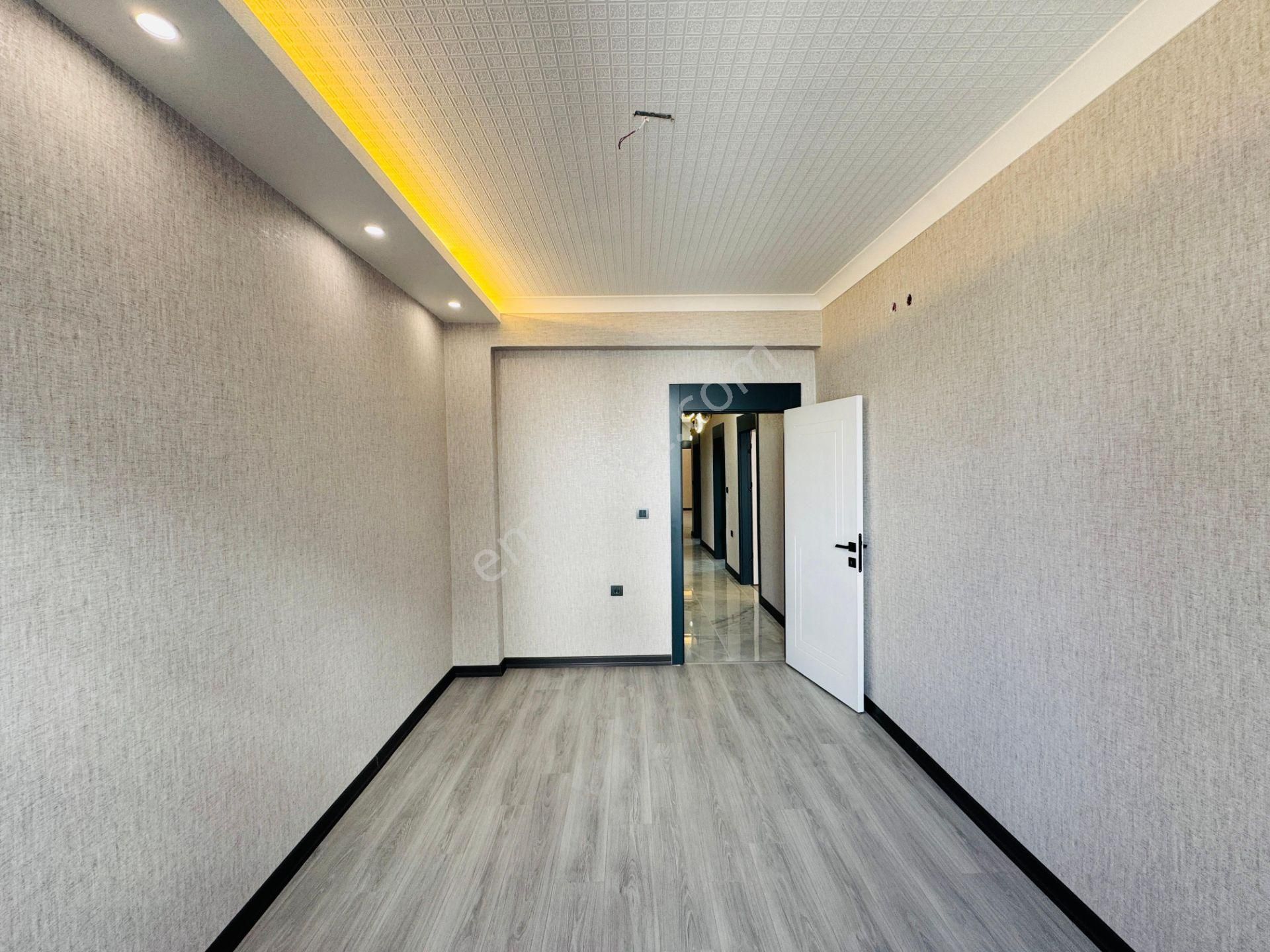 Keçiörende Bölgenin En İyisi Ultra Lüx Yapılı Satılık 3+1 Daire - Görsel 16