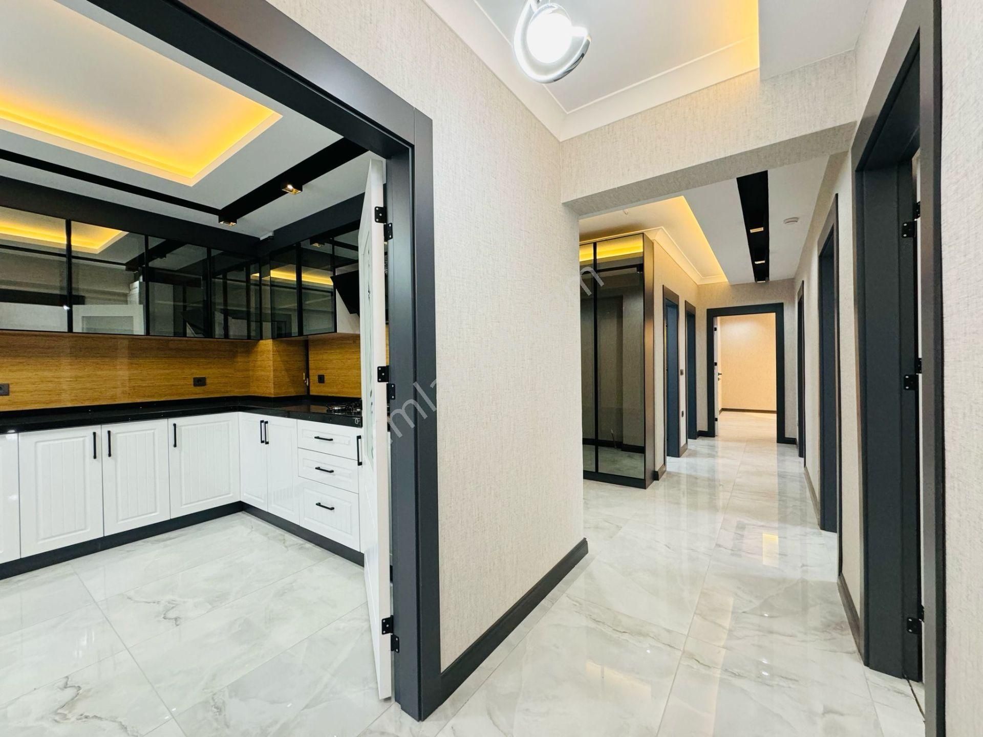 Keçiörende Ultra Lüx Özenle Tasarlanmış Satılık 4+1 Daire - Görsel 16