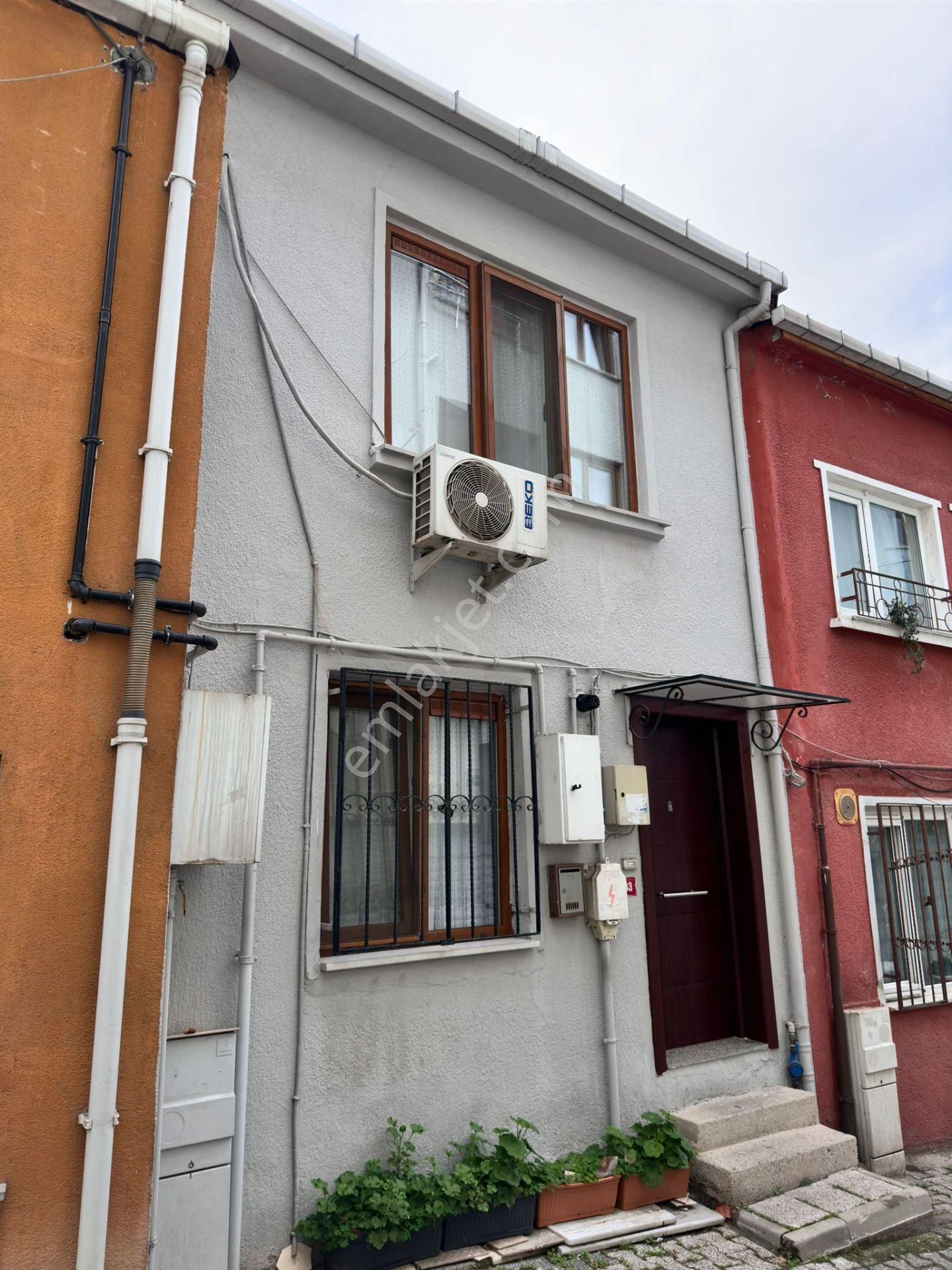 Üsküdar Salacak İmrahor'da 2 Katlı İmarlı Müstakil Bina - Görsel 12