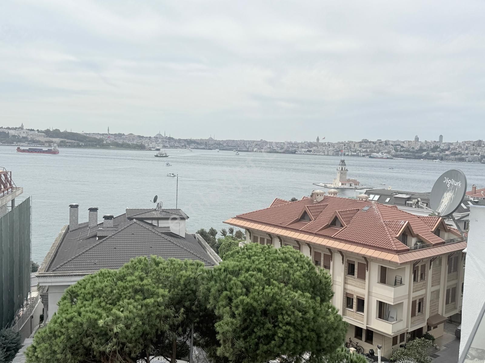 Üsküdar Salacak'ta Deniz Manzaralı Dubleks - Görsel 19