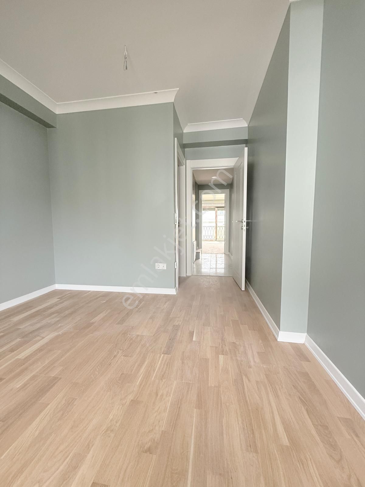 Üsküdar Salacak'ta Deniz Manzaralı Dubleks - Görsel 11