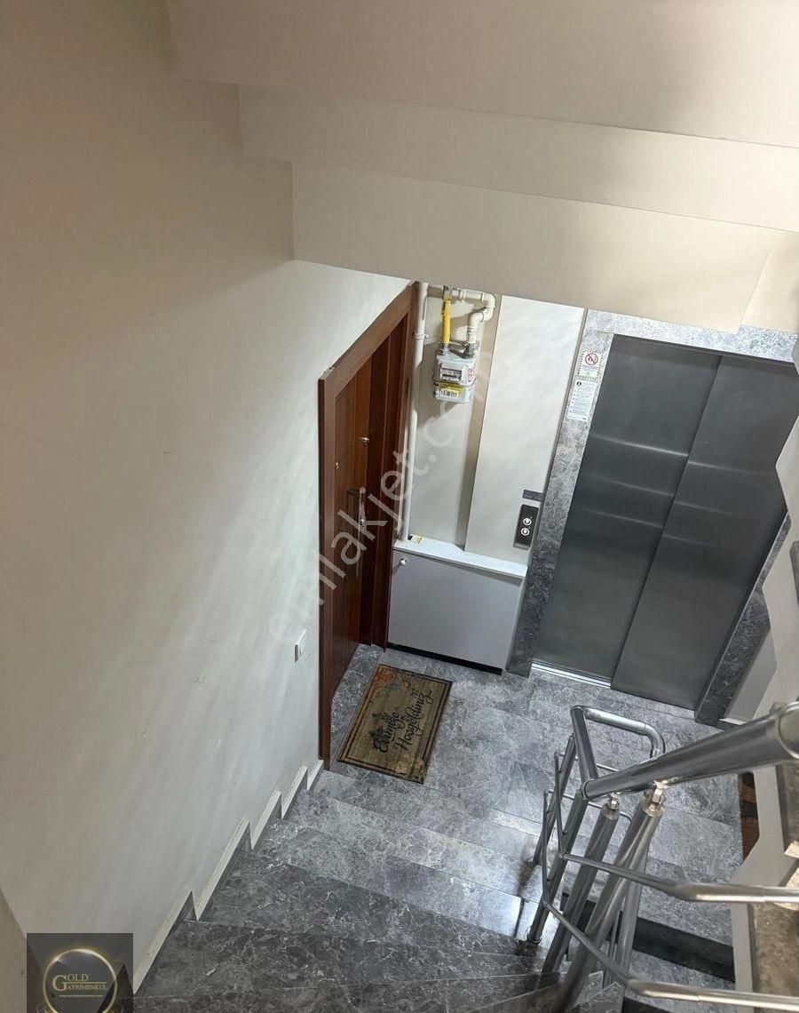 Acil Satılık Üsküdar Salacakta Nitelikli Binada Kısmi Manzara 2+1 80 M2 Daire - Görsel 9