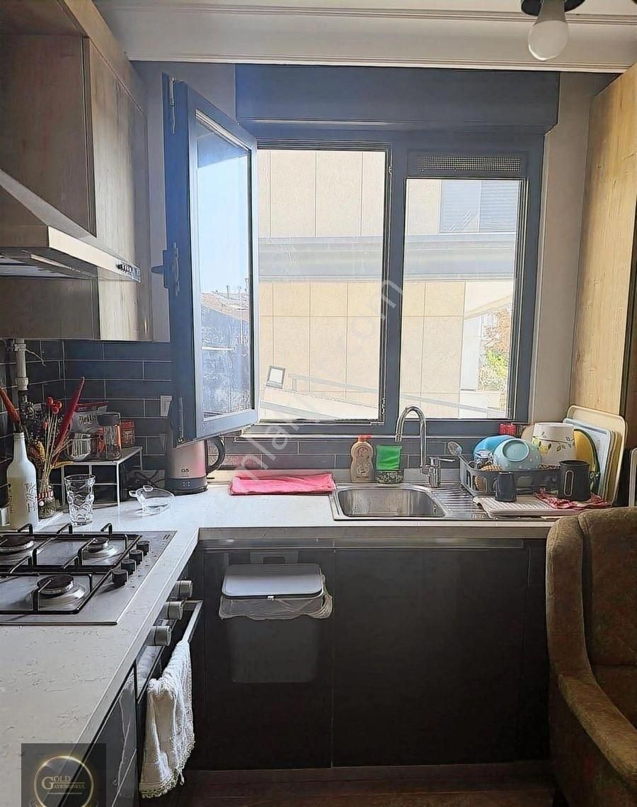 Acil Satılık Üsküdar Salacakta Nitelikli Binada Kısmi Manzara 2+1 80 M2 Daire - Görsel 7