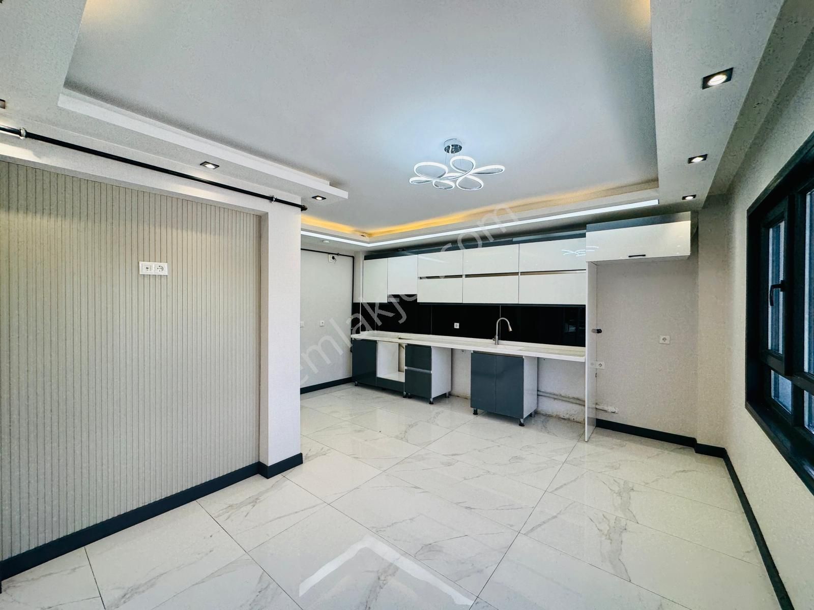 Site İçerisinde Fırsat Dairesi Ultra Lüks - Görsel 4