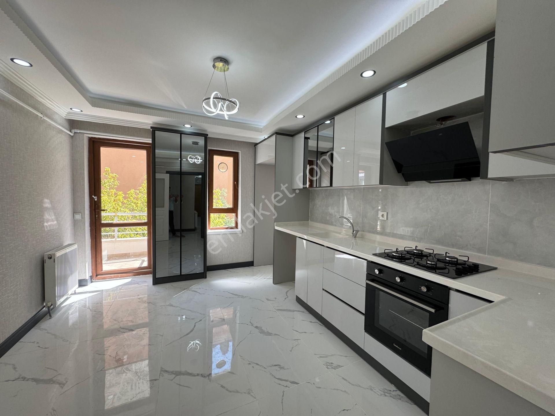 Keçiörende Modern Tasarımıyla Satılık 3+1 Daire - Görsel 2