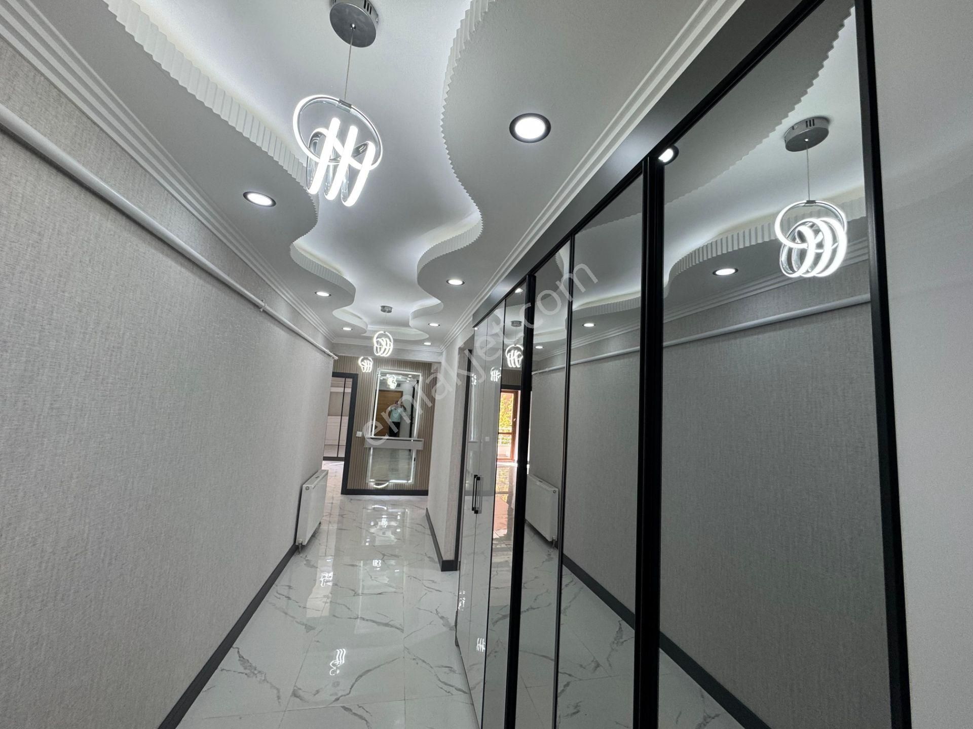 Keçiörende Modern Tasarımıyla Satılık 3+1 Daire - Görsel 11