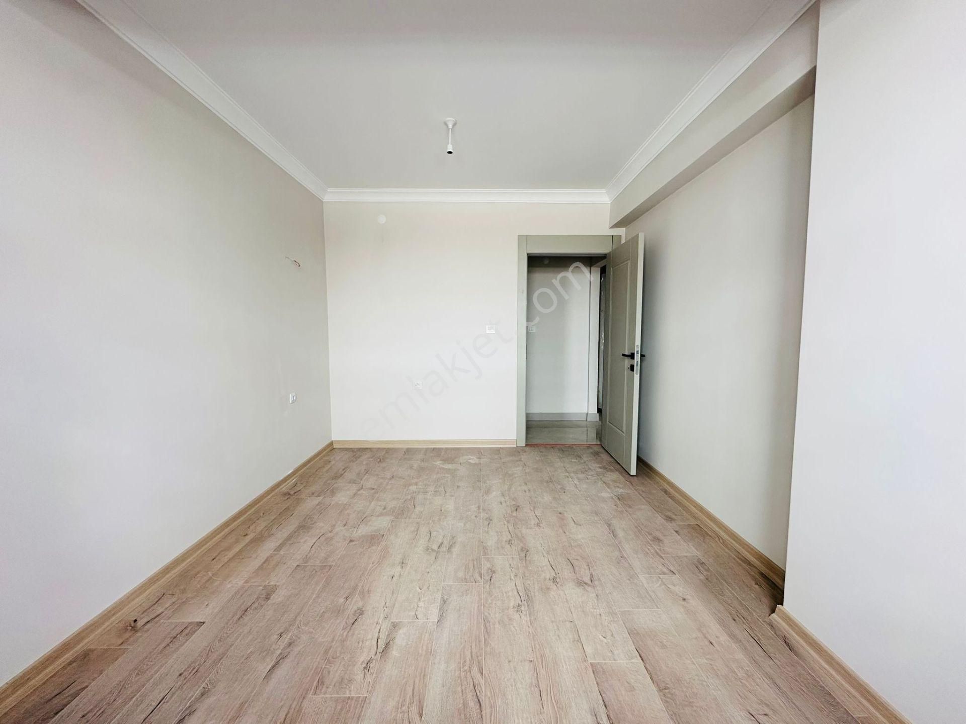 Karapürçek'te 3. Kat Konumunda Geniş 3+1 Sıfır Satılık Daire !! - Görsel 15