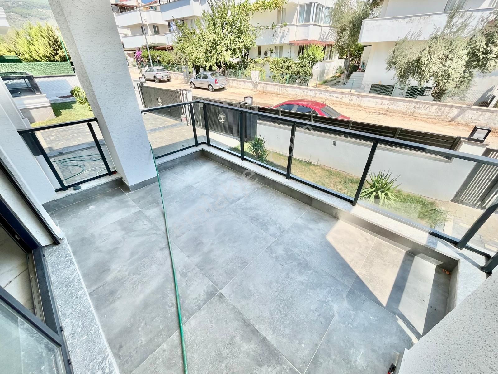 Gümüş'den 300 M² Arsa İçinde Şahane Deniz Manzaralı 5+1 Müstakil - Görsel 16