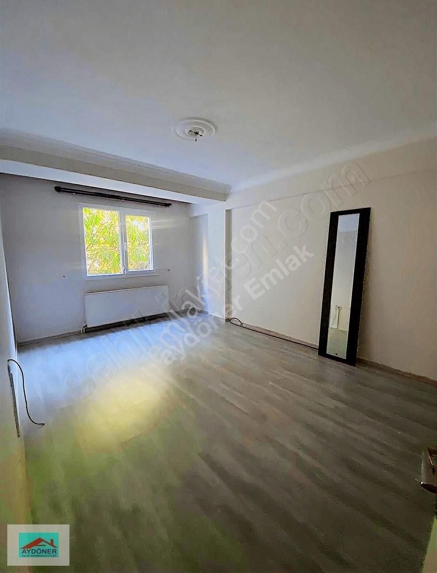 Buca Kaymakamlığa Yakın Ara Kat Geniş İki Artı Bir Kiralık - Görsel 2