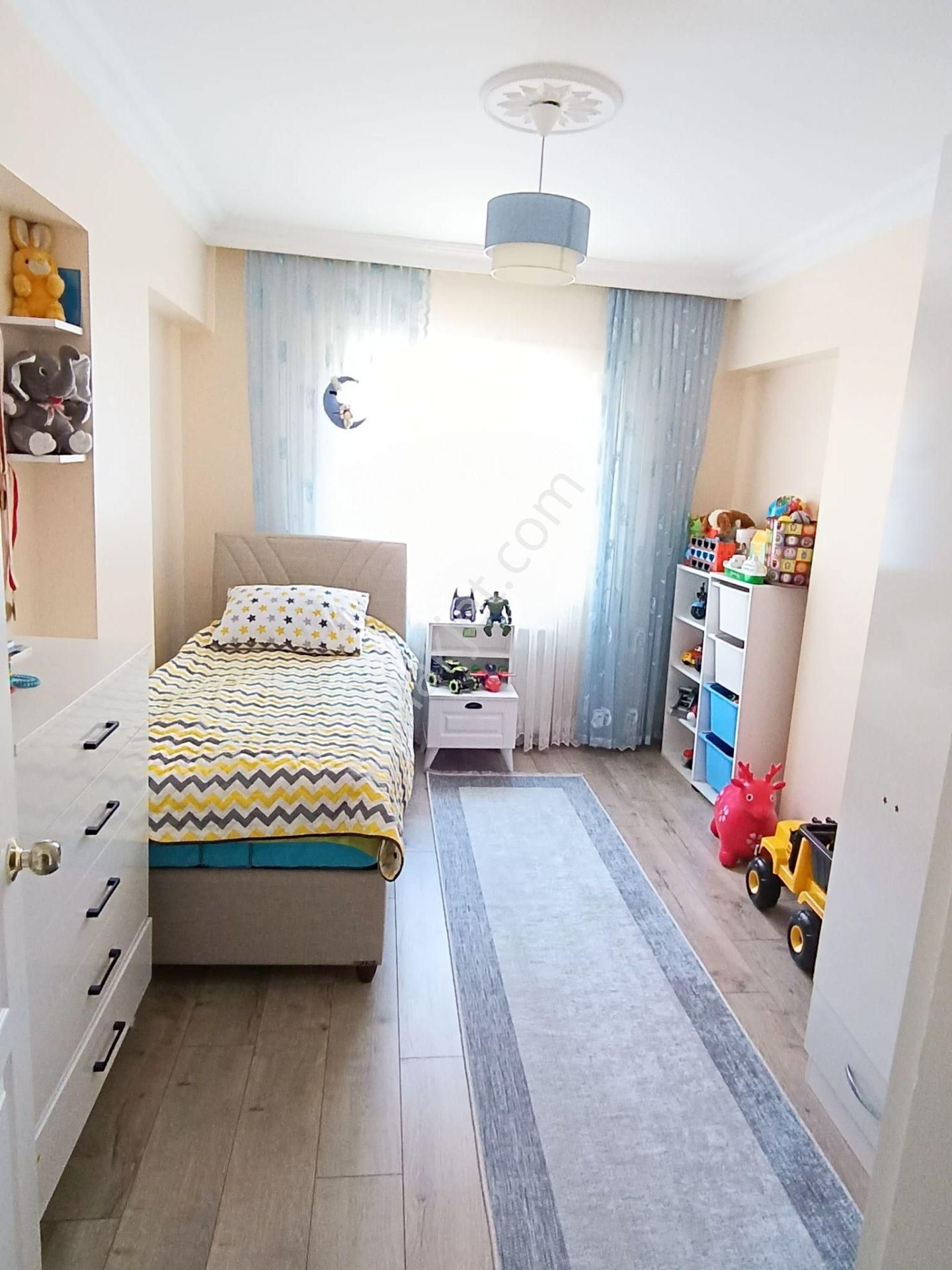 Emre Emlak'tan Elvan'da Arakatta Geniş Ferah 3+1 Satılık Daire - Görsel 15