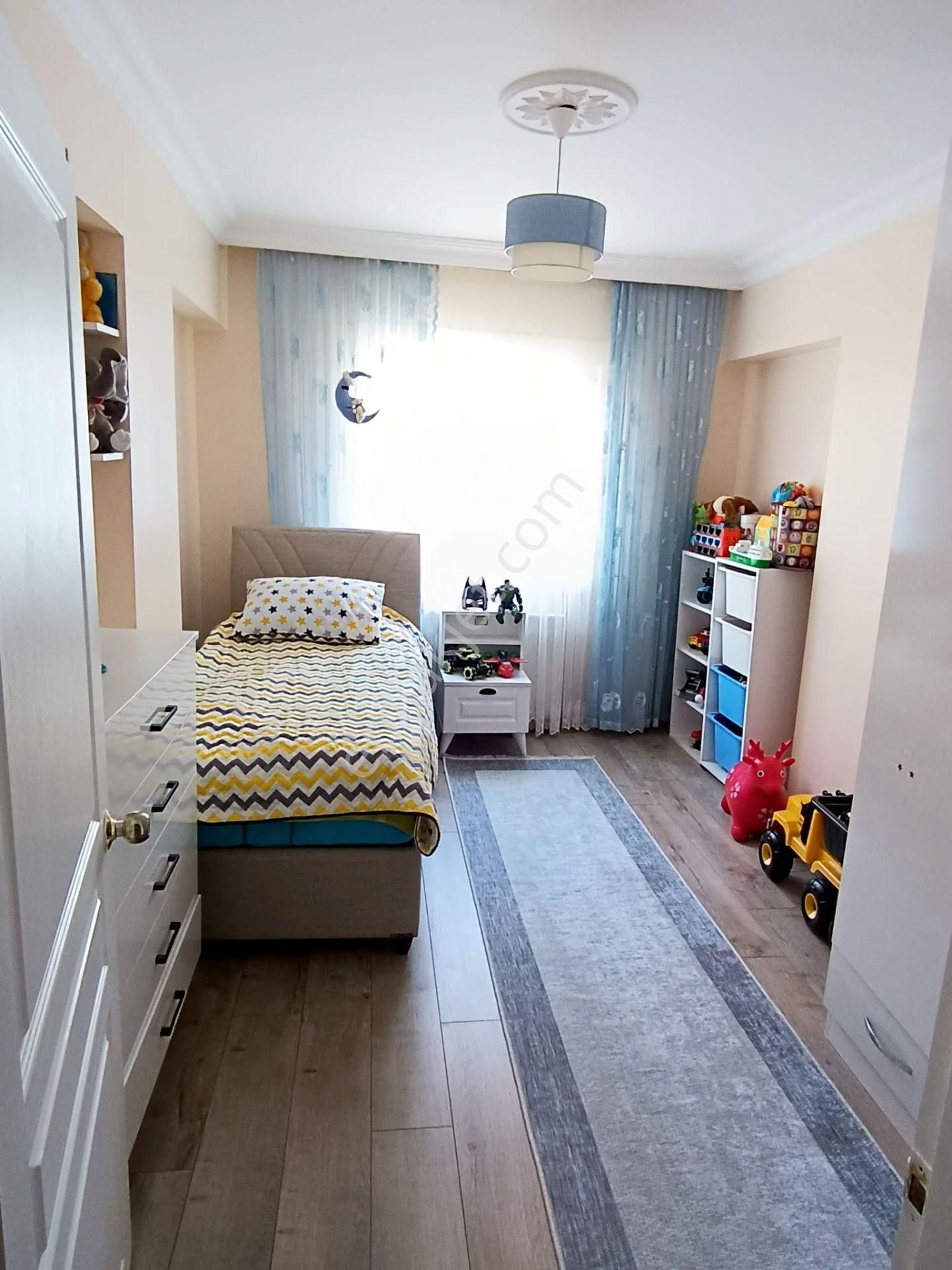 Emre Emlak'tan Elvan'da Arakatta Geniş Ferah 3+1 Satılık Daire - Görsel 14