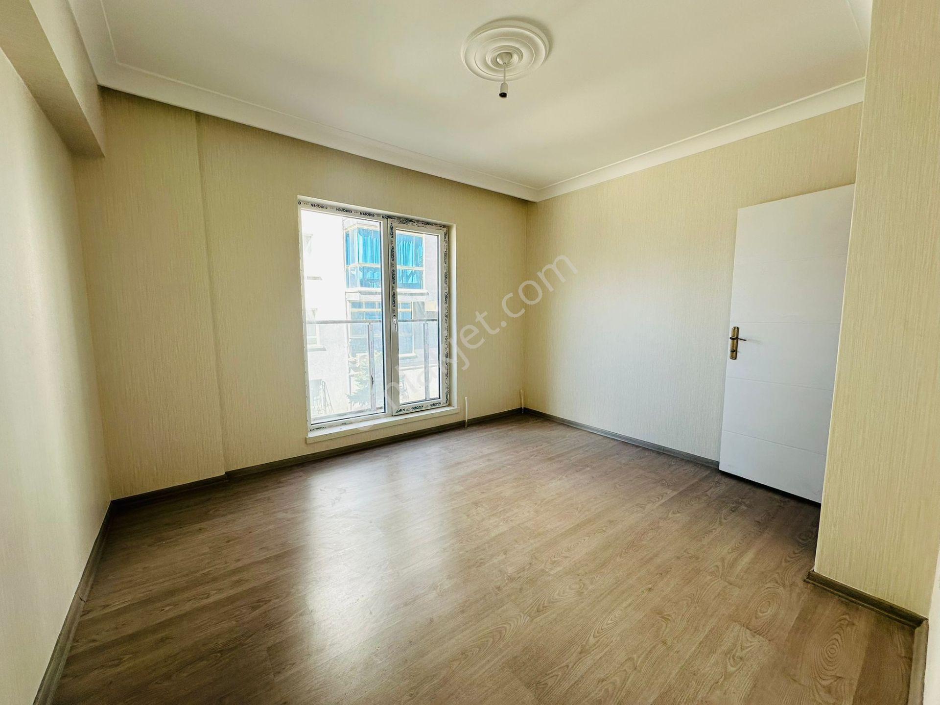 Başpınar'da E.banyolu Full Yapılı 3+1 Ara Kat Satılık Daire !! - Görsel 12