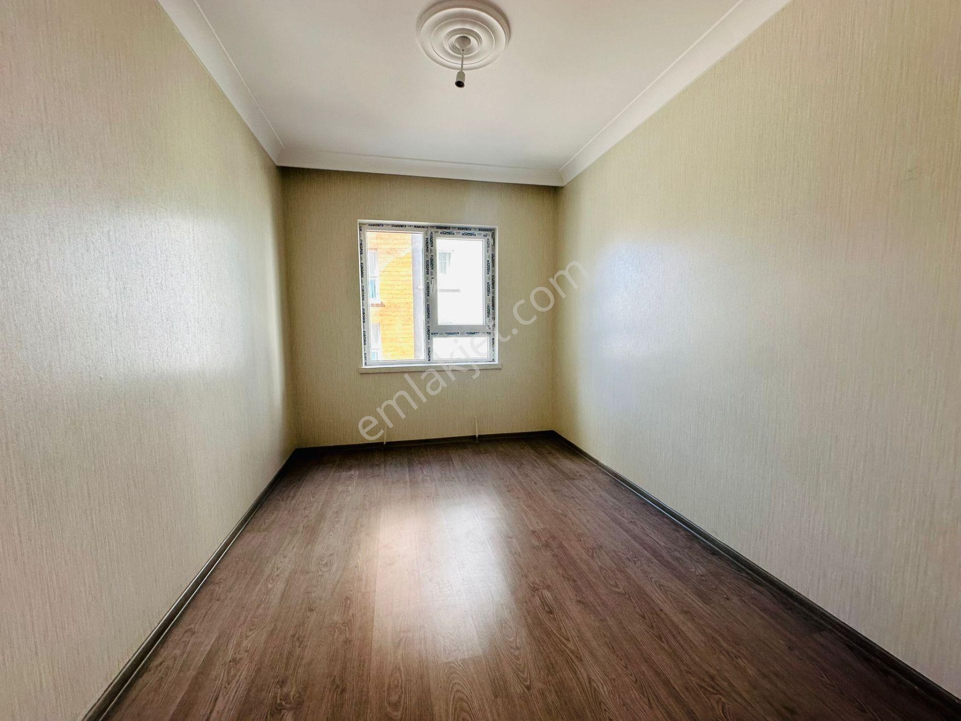 Başpınar'da E.banyolu Full Yapılı 3+1 Ara Kat Satılık Daire !! - Görsel 17