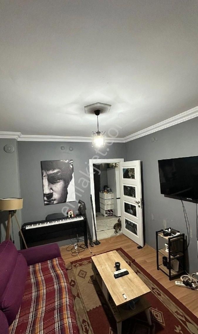 Duygu Emlak'tan Anadolu Üniversitesine (içem Kapısına 100 Mt.) Çok Yakın Konumda 1+1 Bakımlı Daire - Görsel 5