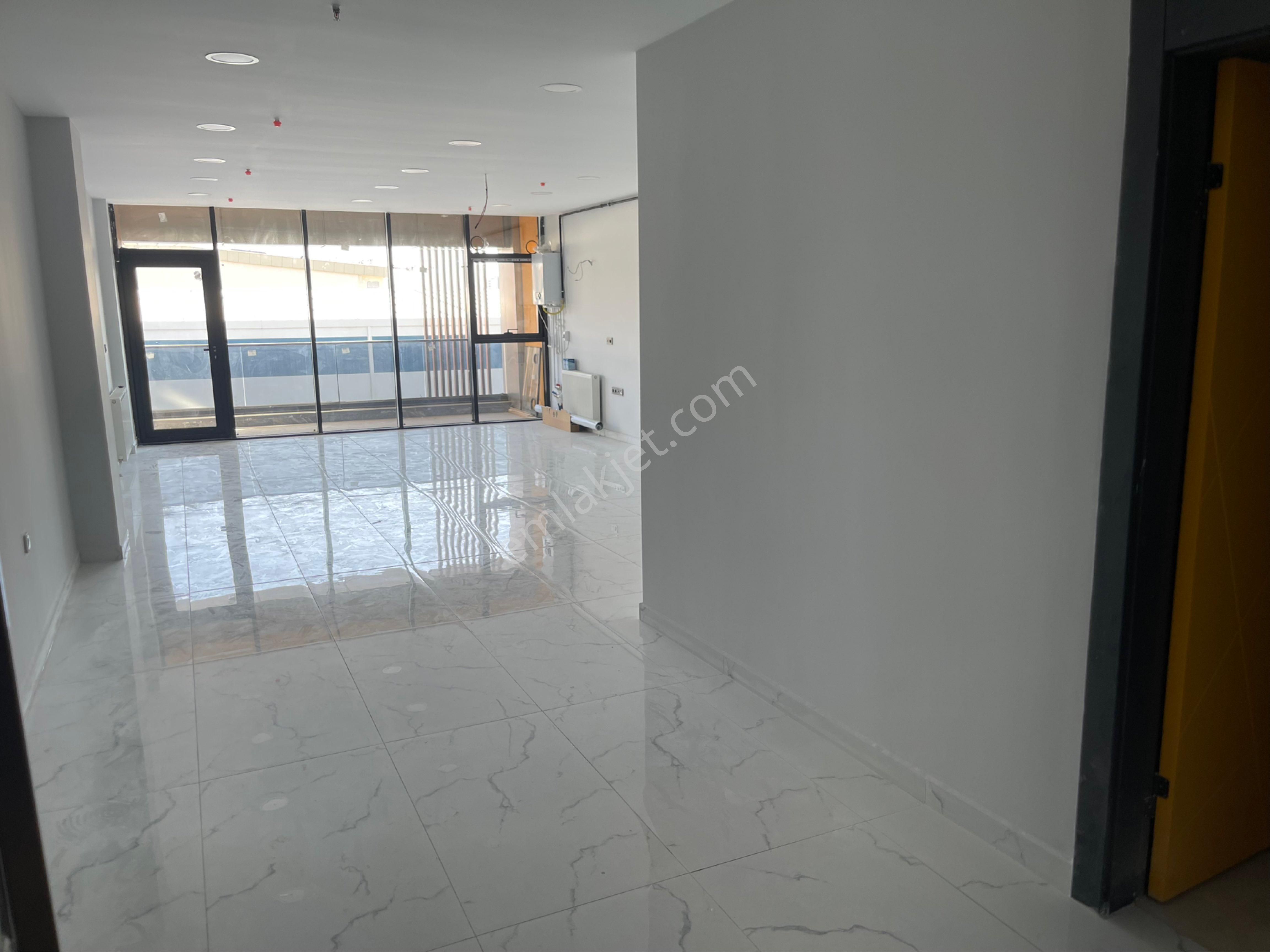 Lüx İvedikte Tr İnvest Binasında Sıfır Yapılı Ofis