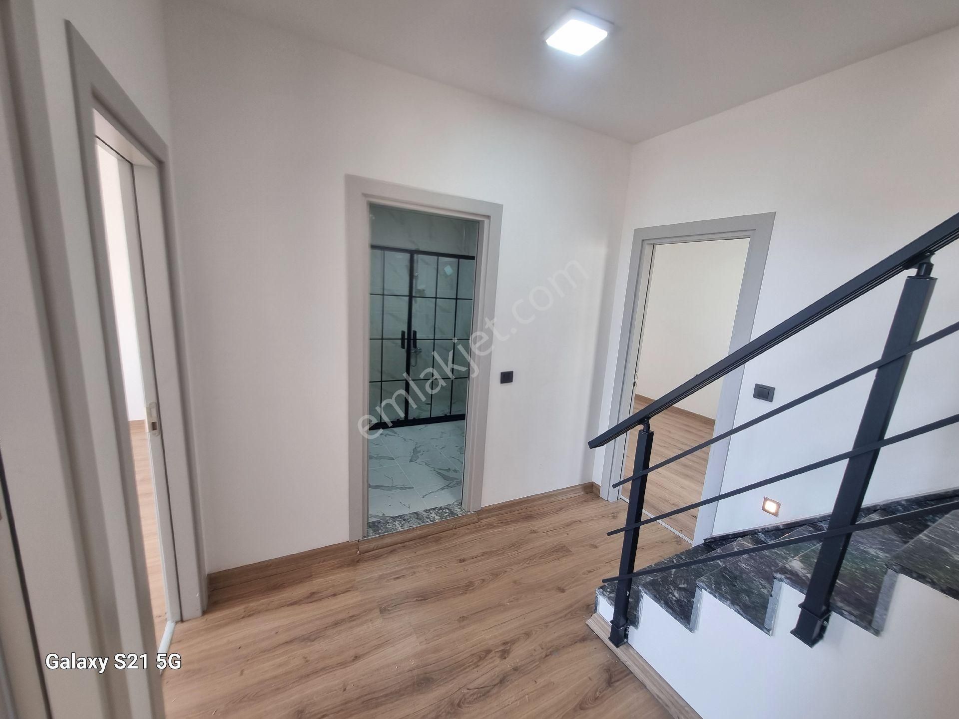 Kuşadası Kadınlar Denızınde Full Manzaralı 3+1 Bahçelı Vılla - Görsel 18