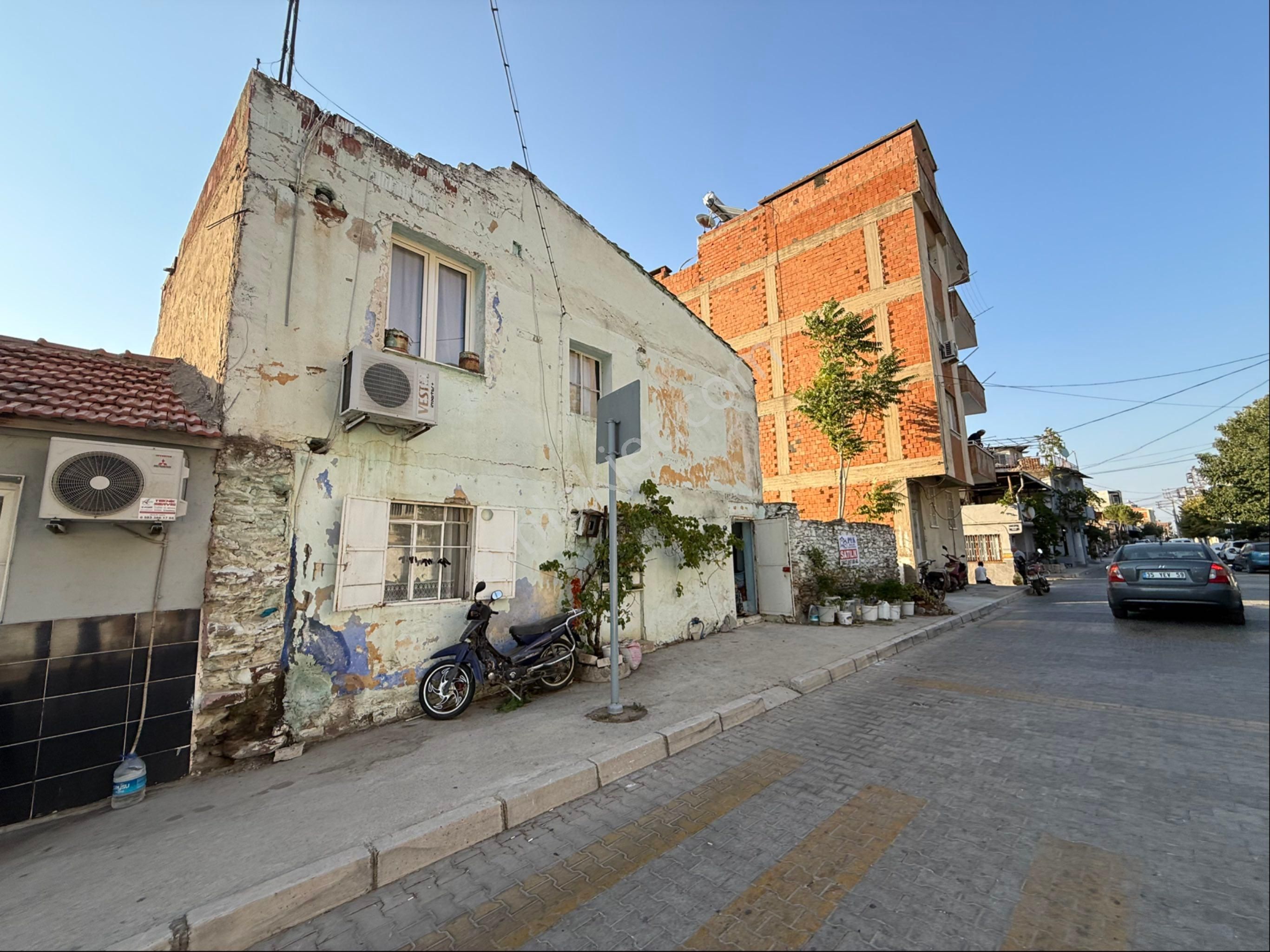 Pek Emlaktan İki Tapu Birden 1 Ev Fiyatına Cadde Üzeri İki Katlı Müstakil Ev Ve Varsa - Görsel 14