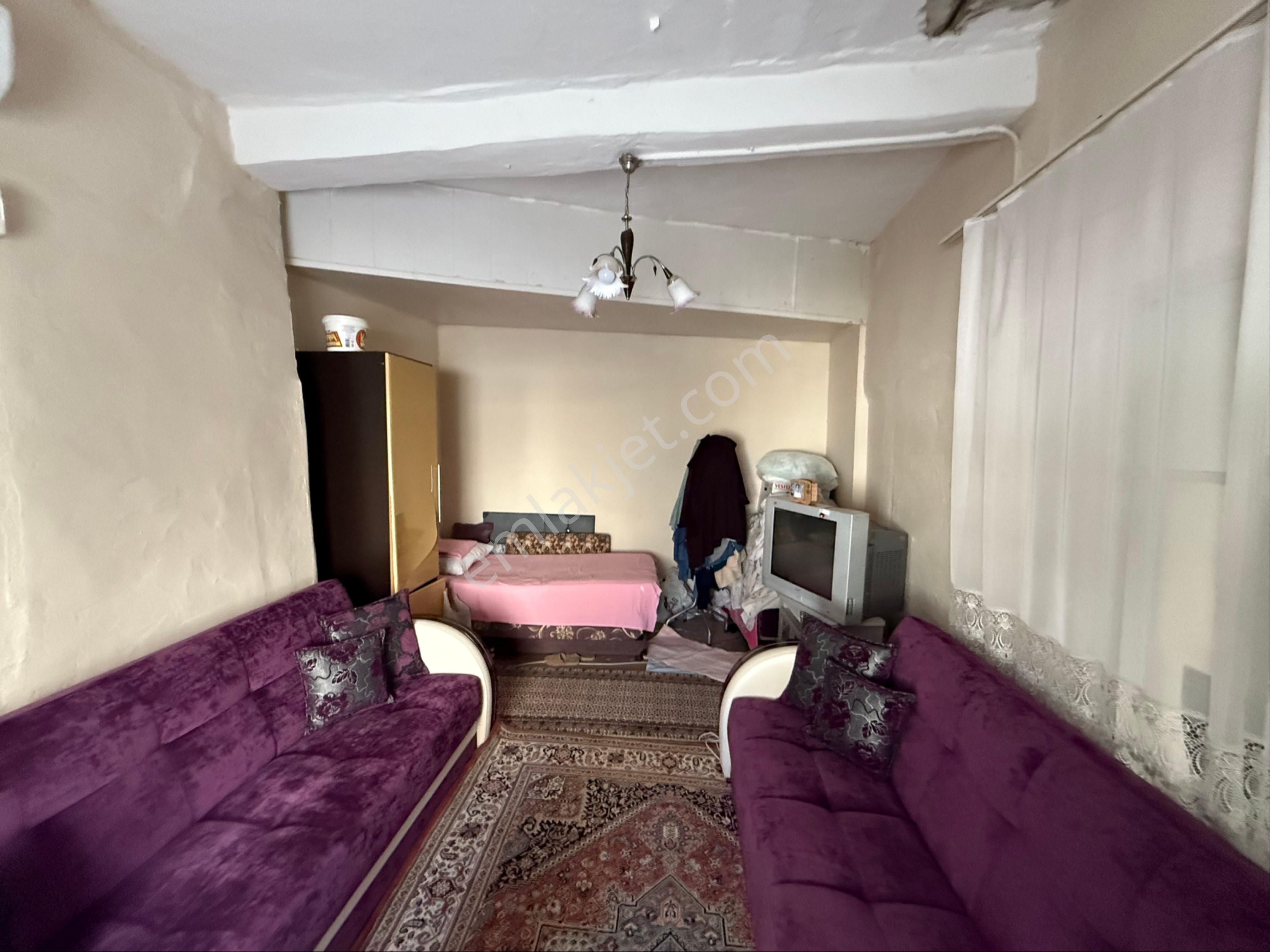 Pek Emlaktan İki Tapu Birden 1 Ev Fiyatına Cadde Üzeri İki Katlı Müstakil Ev Ve Varsa - Görsel 12