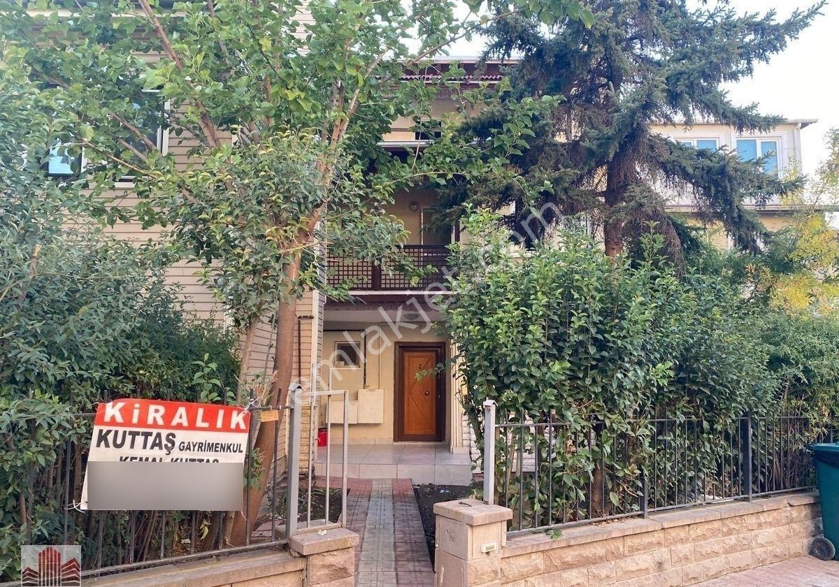 Kuttaş'tan Çayyolunda Harika Konumdaki Güvengir Sitesinde 4+1 Tripleks Villamız Kiralıktır - Görsel 4