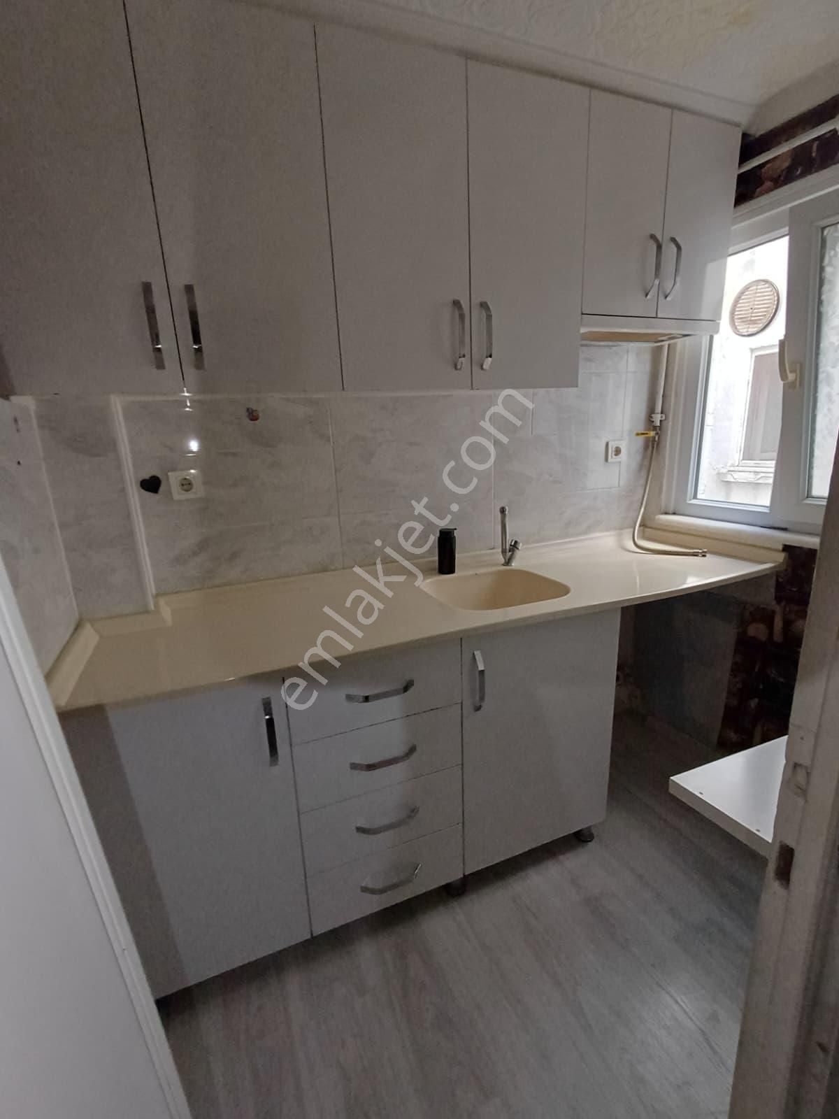 Fatih Koca Mustafapaşa Mah. Samatyada 2+1 65m² Arkacephe İskanlı Satılık Daire Osmanlı Emlak - Görsel 5