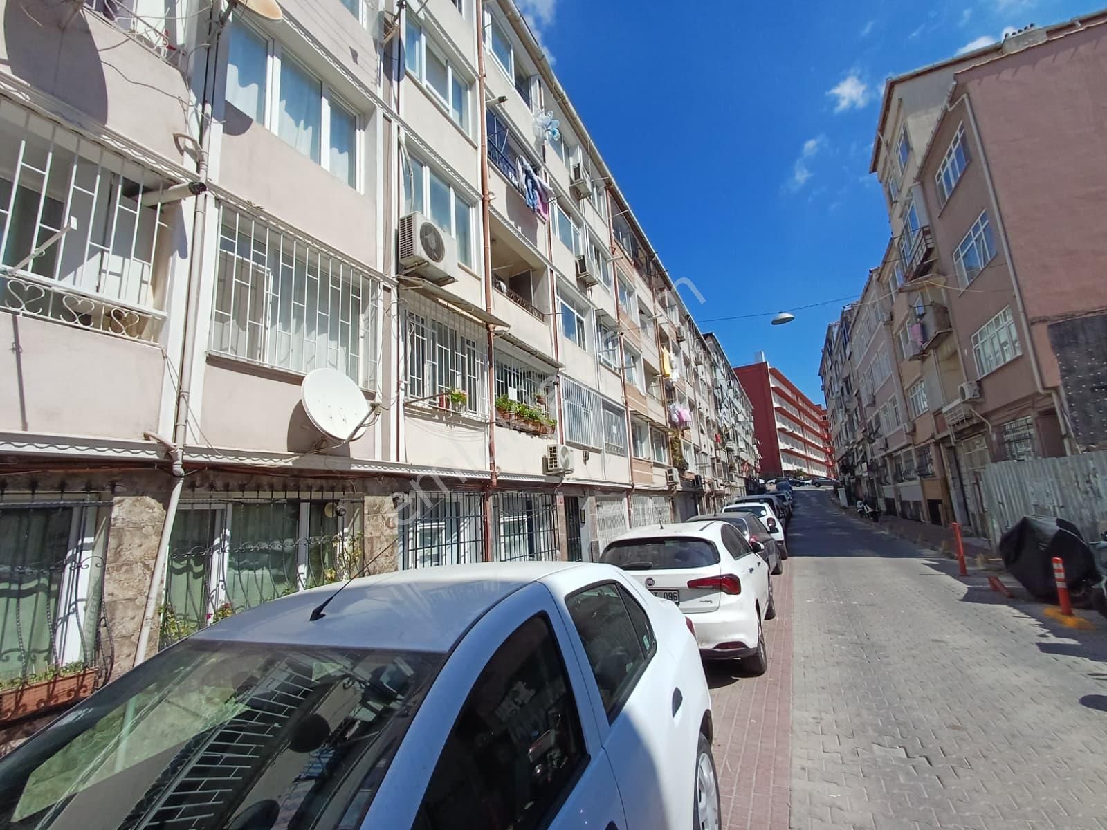 Fatih Koca Mustafapaşa Mah. Samatyada 2+1 65m² Arkacephe İskanlı Satılık Daire Osmanlı Emlak - Görsel 34