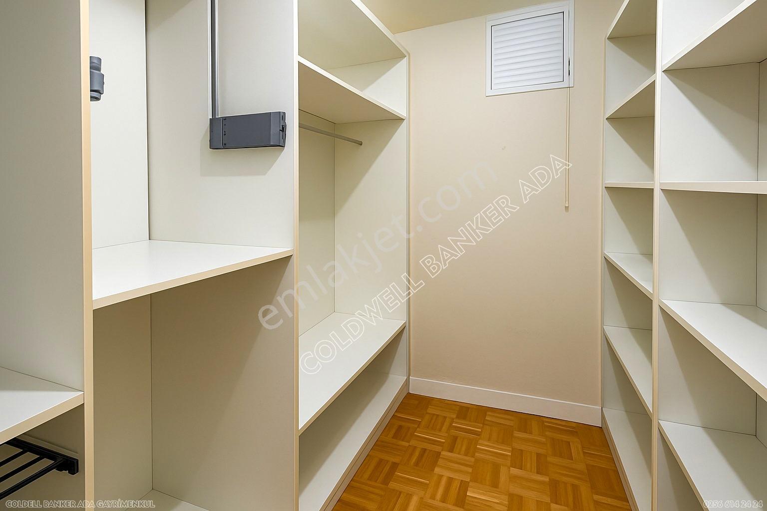 Kuşadası Marina Ege Vista Evlerinde Satılık 5+1 Bahçe Dubleks Daire - Görsel 15