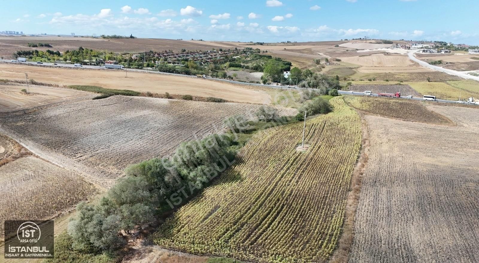 Arnavutköy Hacımaşlı'da Toki İnşaatlarının Dibinde Arsa!! - Görsel 3