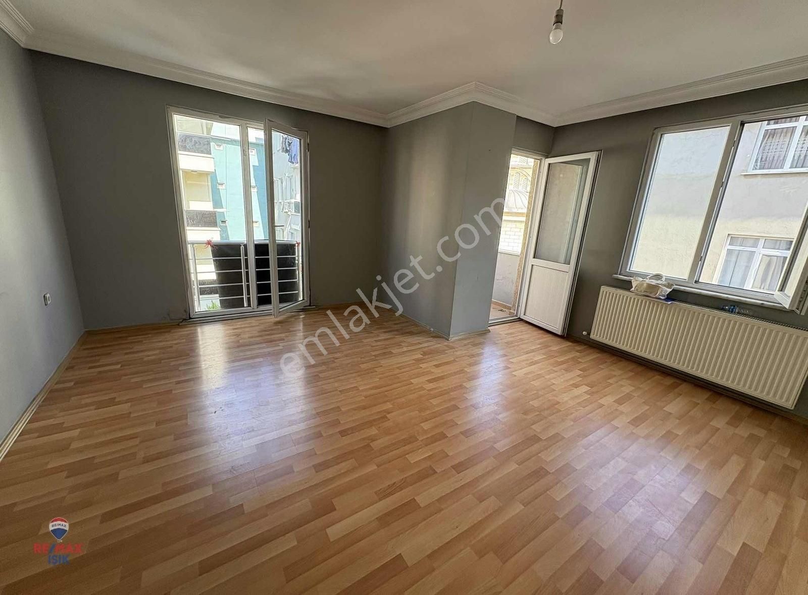 Sancaktepede Metroya Yürüme Mesafesinde Satılık 3+1 Daire - Görsel 2