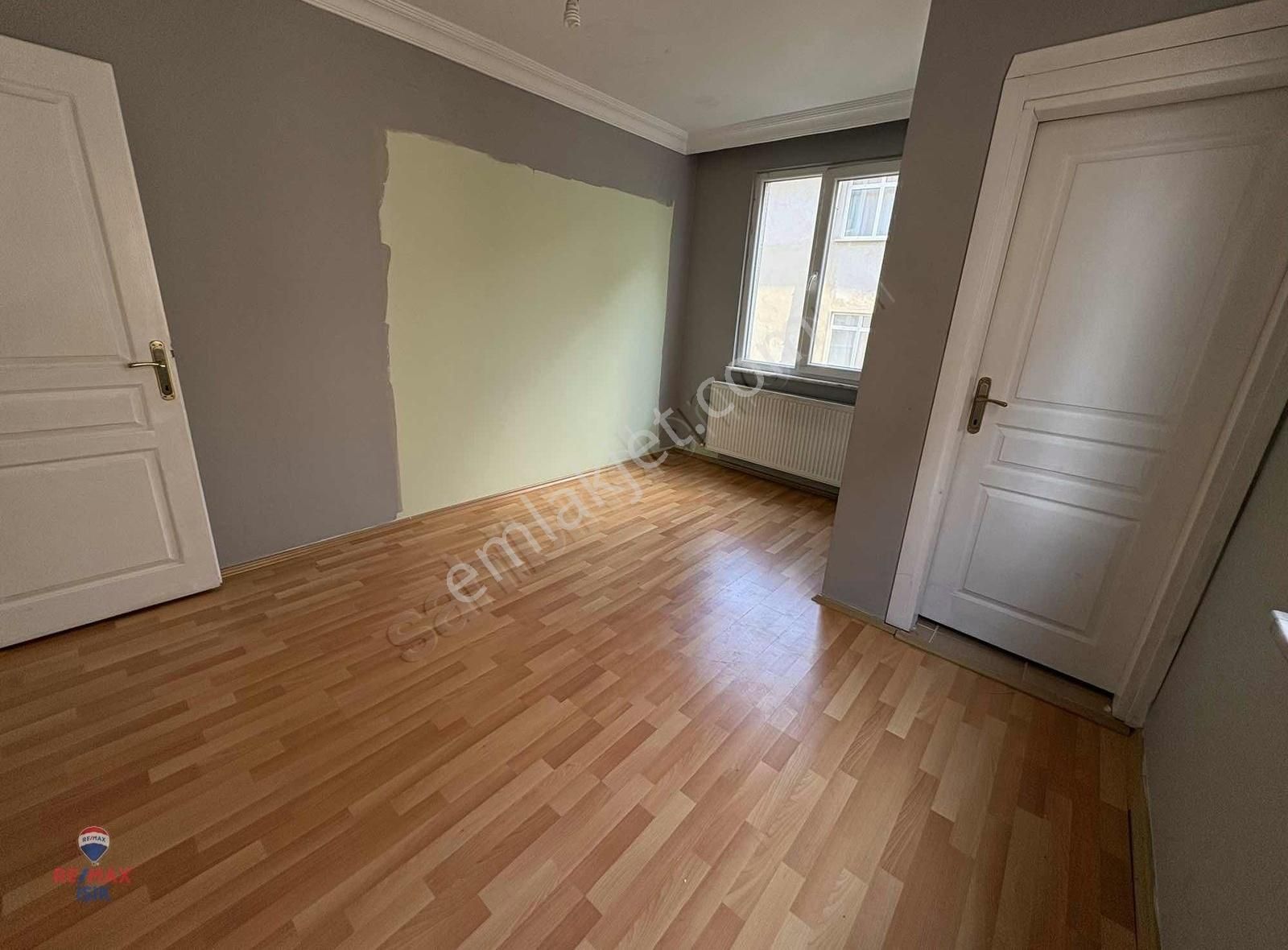 Sancaktepede Metroya Yürüme Mesafesinde Satılık 3+1 Daire - Görsel 3