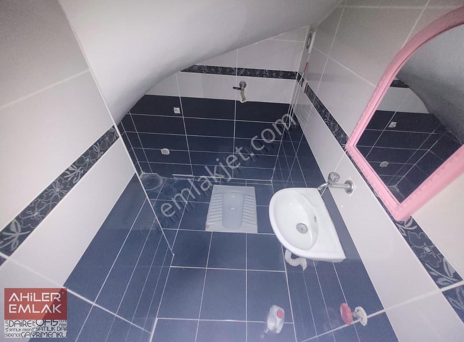 Ahiler'den Ayvalı Mevkide 220m2 Asansörlü Çift Girişli Dubleks - Görsel 8