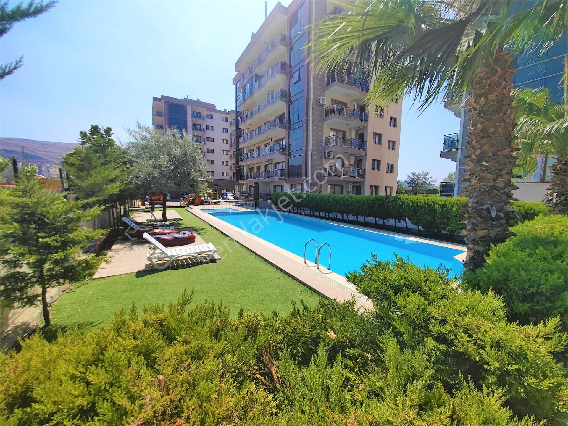 Çiğli Harmandalı Havuzlu Site İçerisinde Satılık 4+1 Geniş Daire - Görsel 3