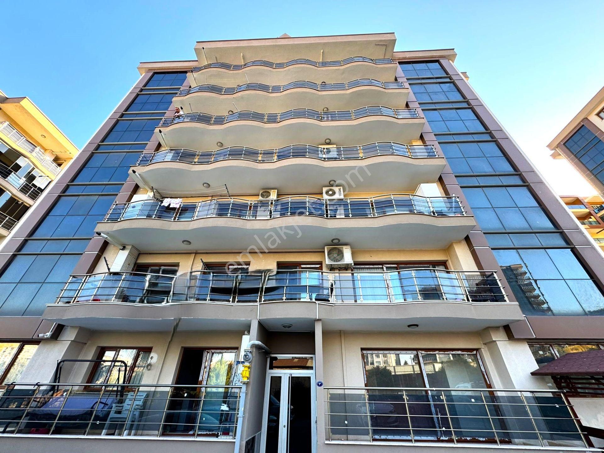 Çiğli Harmandalı Havuzlu Site İçerisinde Satılık 4+1 Geniş Daire - Görsel 4
