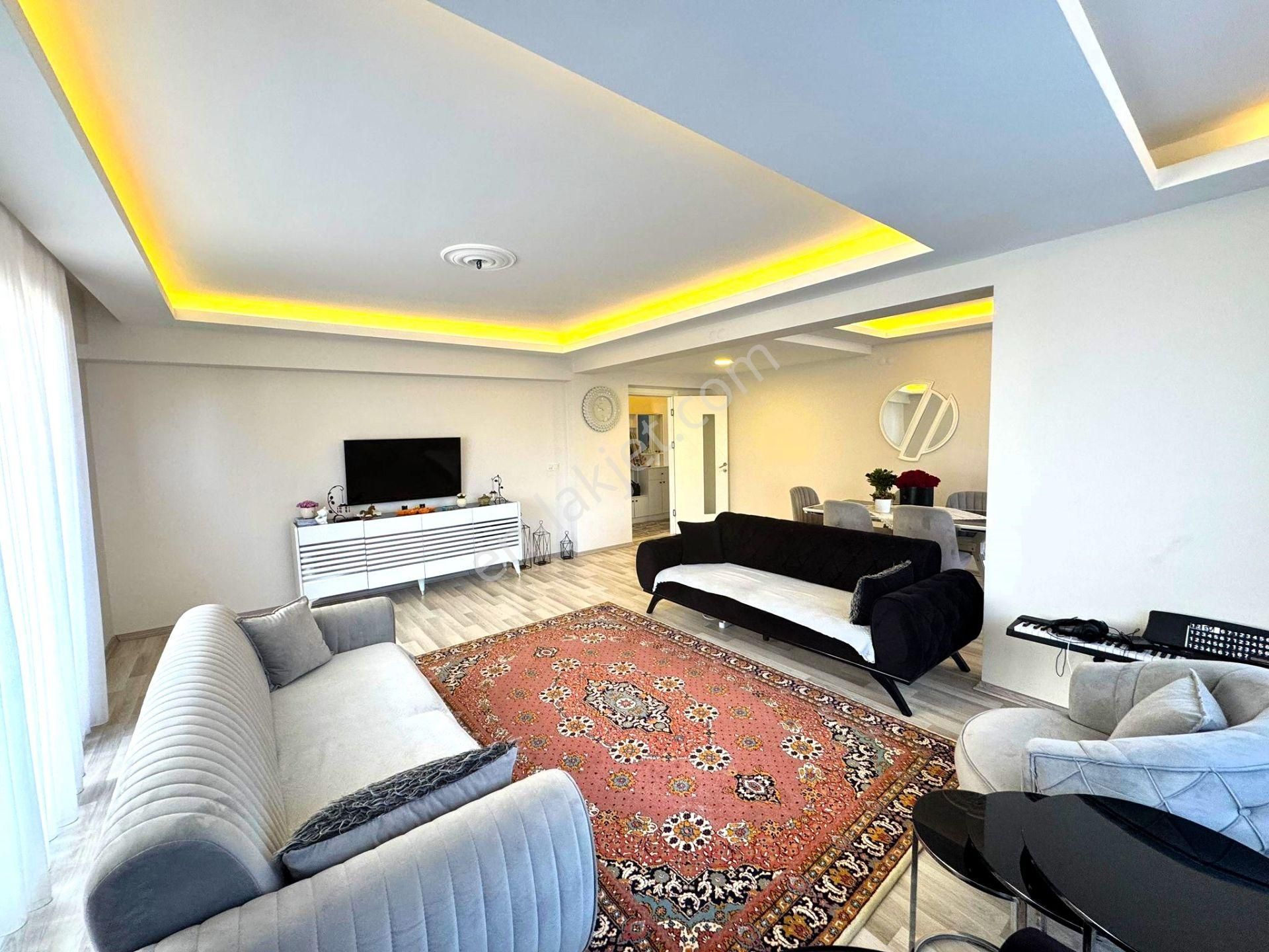 Çiğli Harmandalı Havuzlu Site İçerisinde Satılık 4+1 Geniş Daire - Görsel 9
