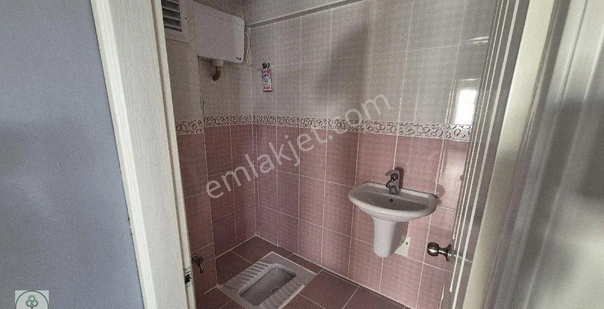 Bursa Nilüfer Üçevler'de Kiralık Site İçi 3+1 Daire - Görsel 13
