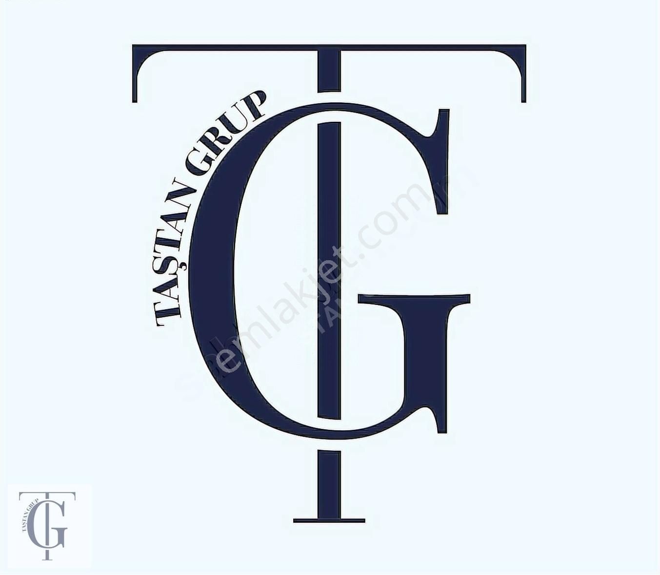 Taştan Grup'tan Hadımköy Mahallesinde 3 Katlı Kiralık Dükkan