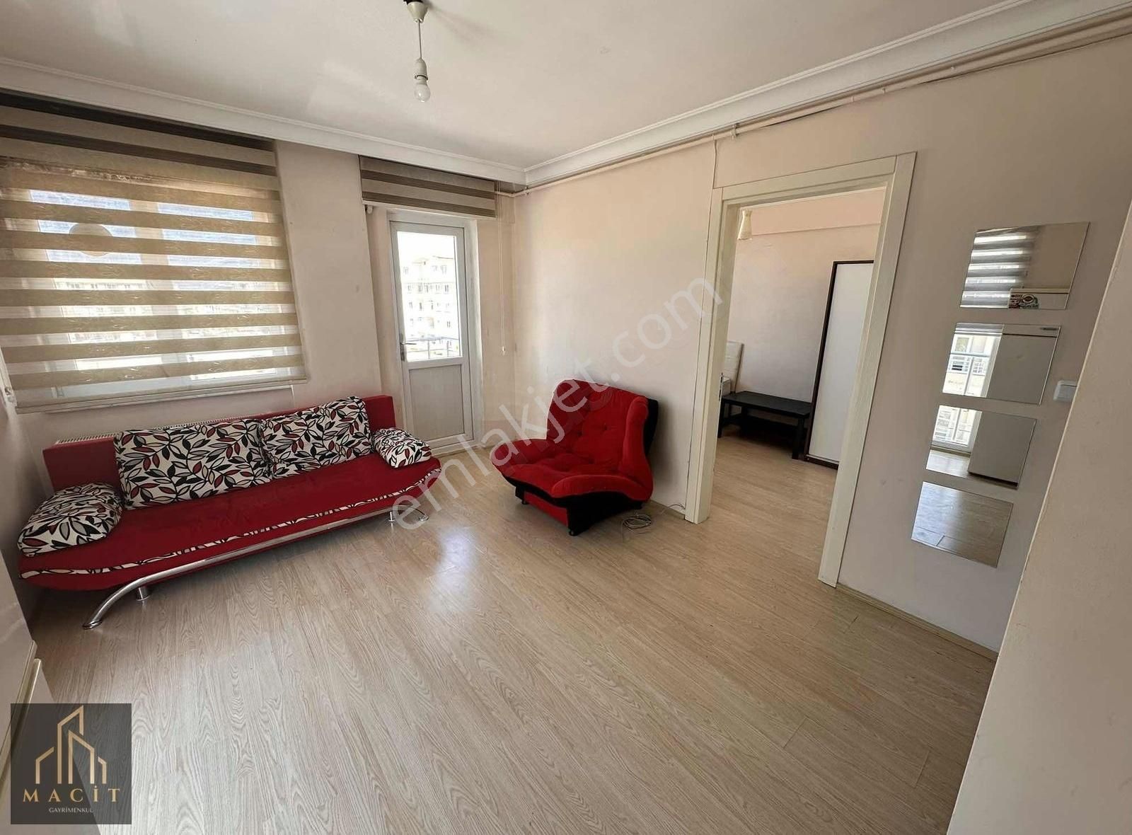 Macit Gayrimenkul'den Görükle Dumlupınarda 1+1 Eşyalı Daire - Görsel 2