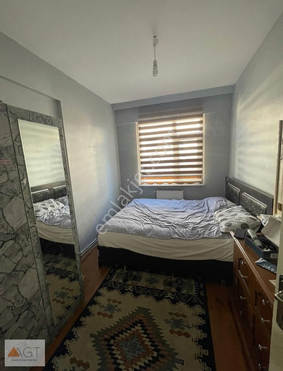 Agt'den Yukarı Dudullu Mah.90m2 2+1 Satılık Daire - Görsel 3