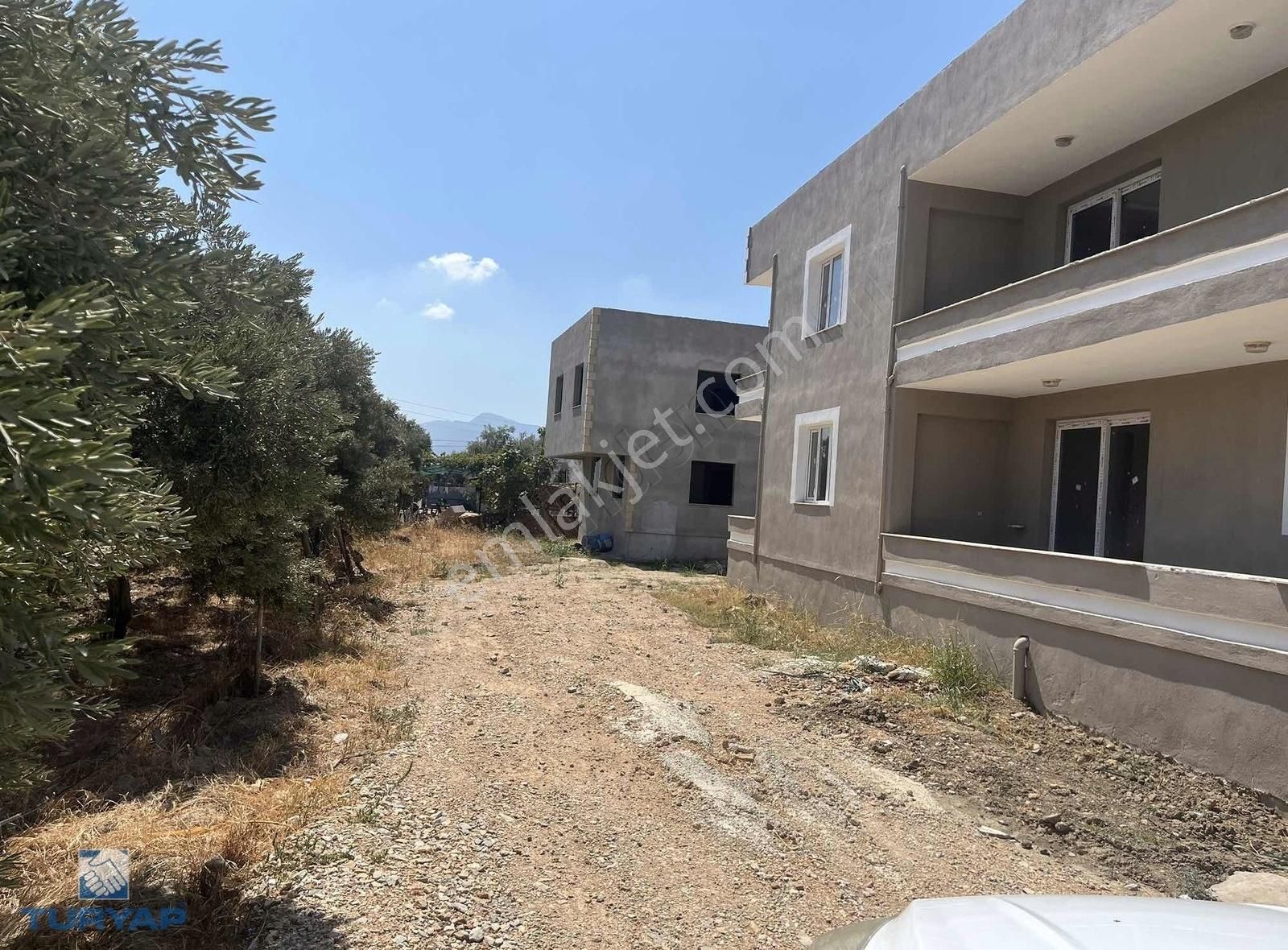 Torbalı Eğerci Mahallesinde 443m2 2 Kat İmarlı Arsa