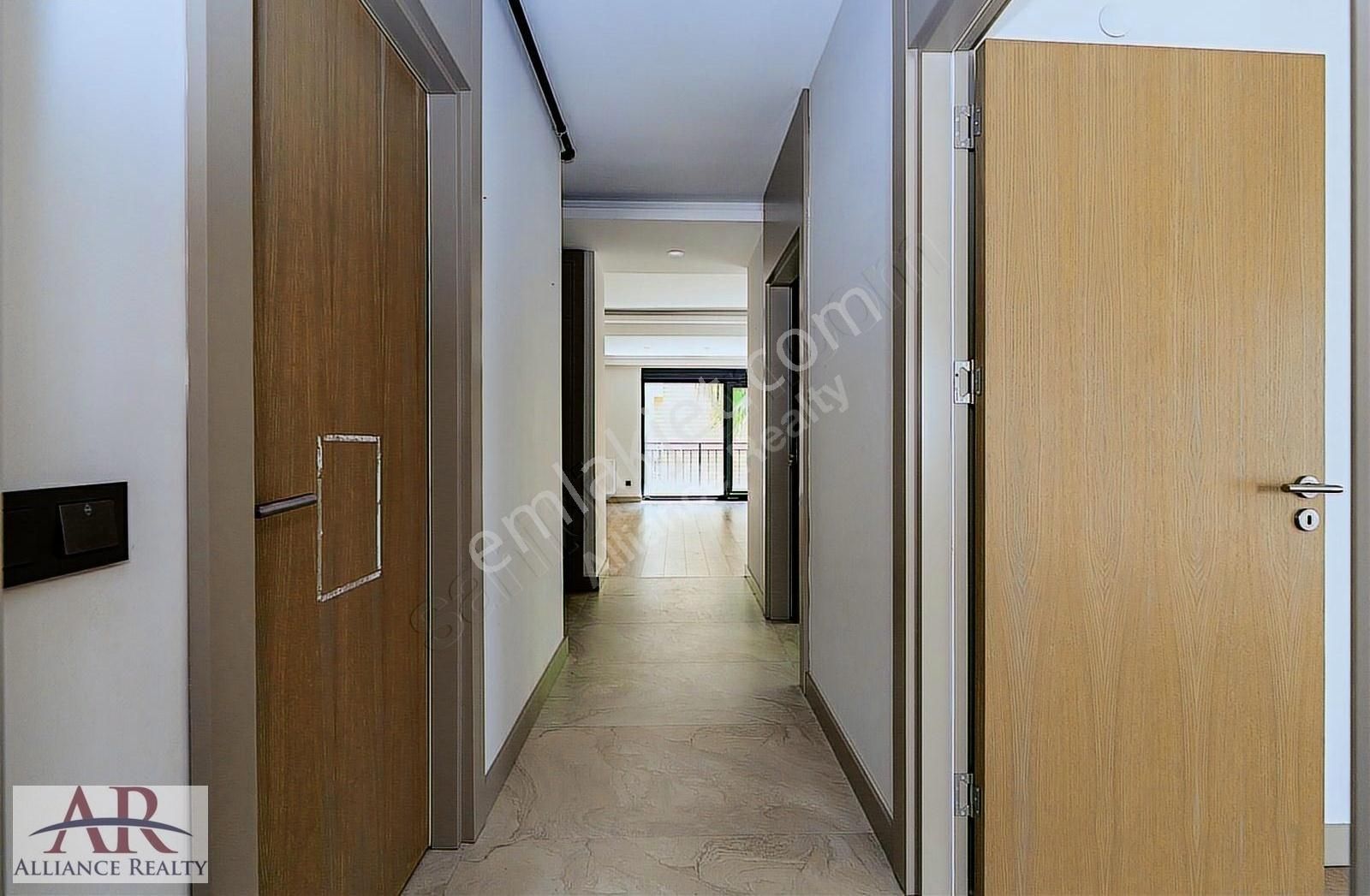 Güzeloba'da Şık,konforlu 2+1 Ayrı Mutfak,2 Banyo Ve 3 Cepheli - Görsel 21