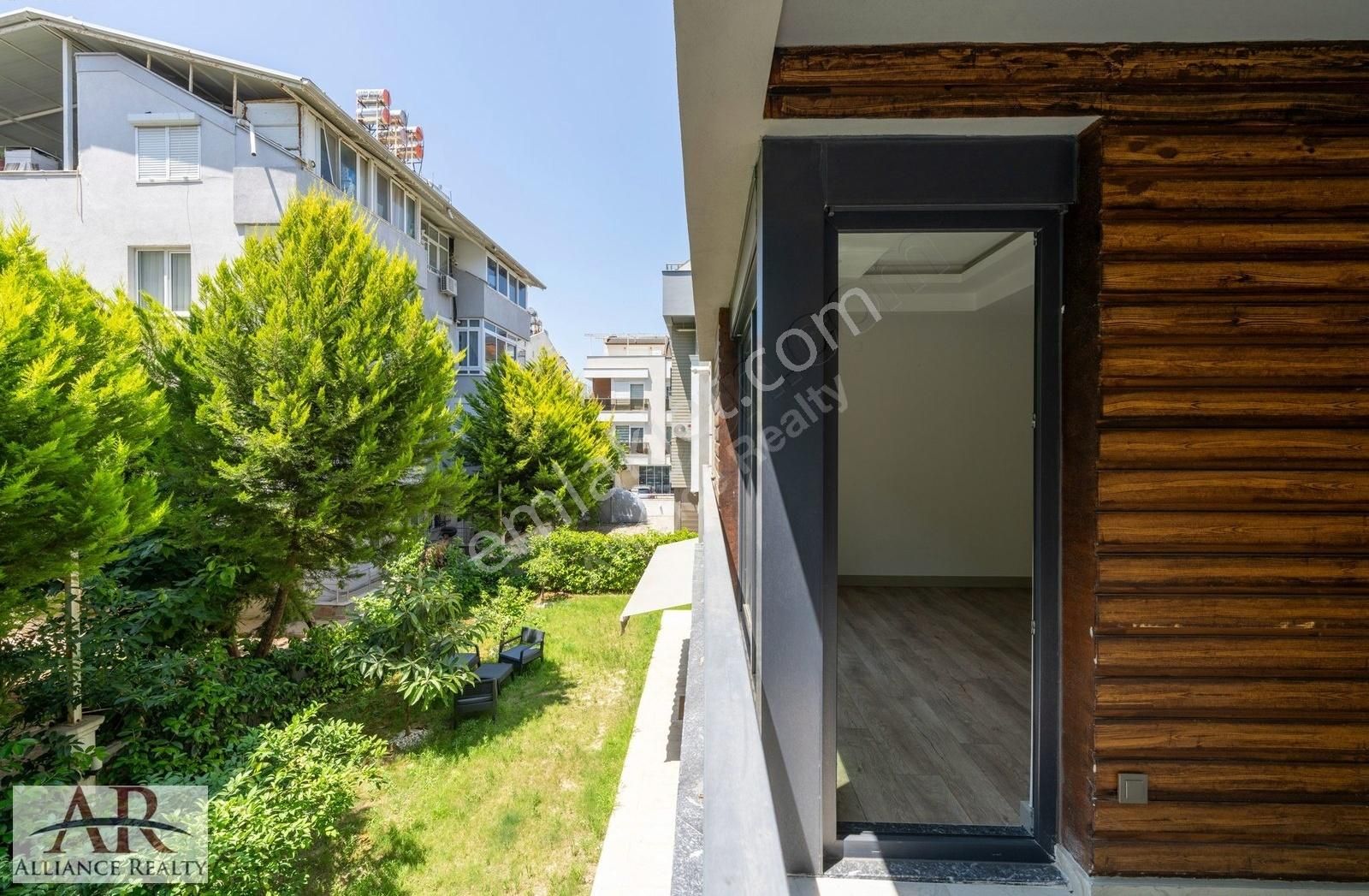 Güzeloba'da Şık,konforlu 2+1 Ayrı Mutfak,2 Banyo Ve 3 Cepheli - Görsel 18