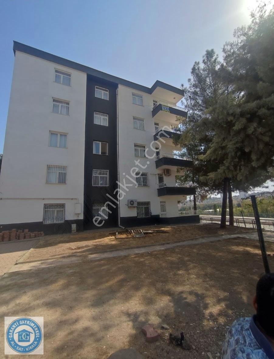 4+1 2 Cı Kat Bakımlı Fidel Sitesinde - Görsel 4