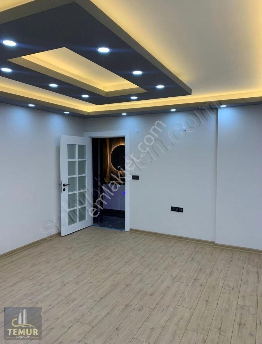 Yeniköyde Doğalgazlı Ebebeyn Banyolu Asansörlü 3+1 Daireler - Görsel 21