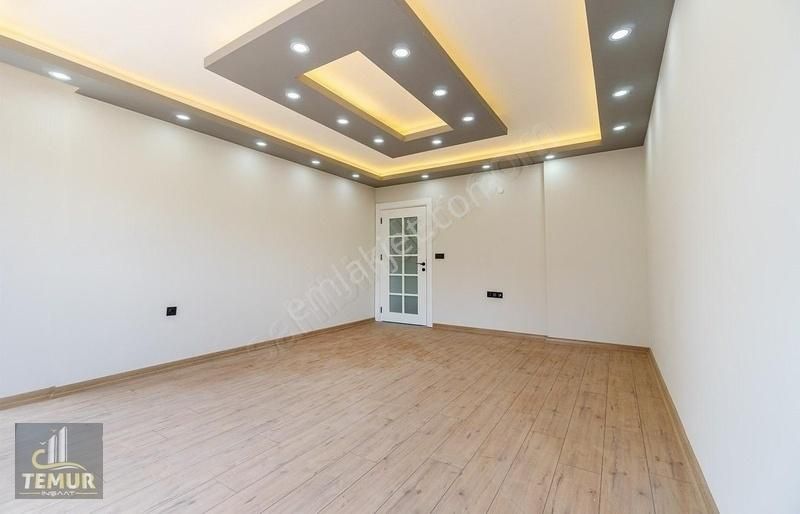 Yeniköyde Doğalgazlı Ebebeyn Banyolu Asansörlü 3+1 Daireler - Görsel 10