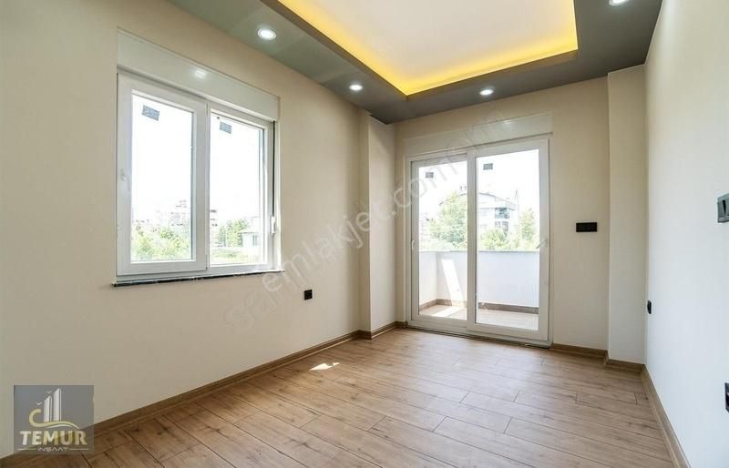 Yeniköyde Doğalgazlı Ebebeyn Banyolu Asansörlü 3+1 Daireler - Görsel 2
