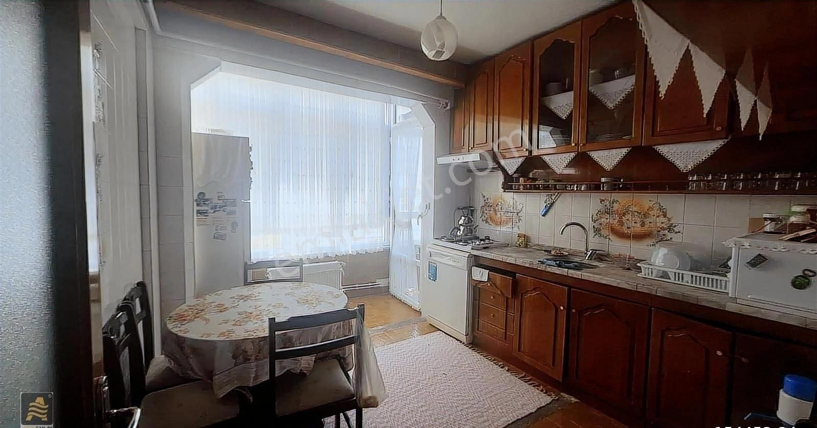 Siyavuşpaşa / Bahçelievler De Satılık 3+1 Daire - Görsel 19