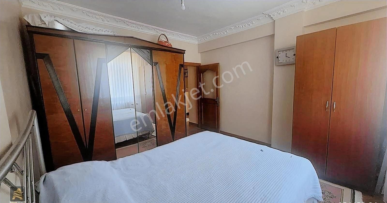 Siyavuşpaşa / Bahçelievler De Satılık 3+1 Daire - Görsel 11