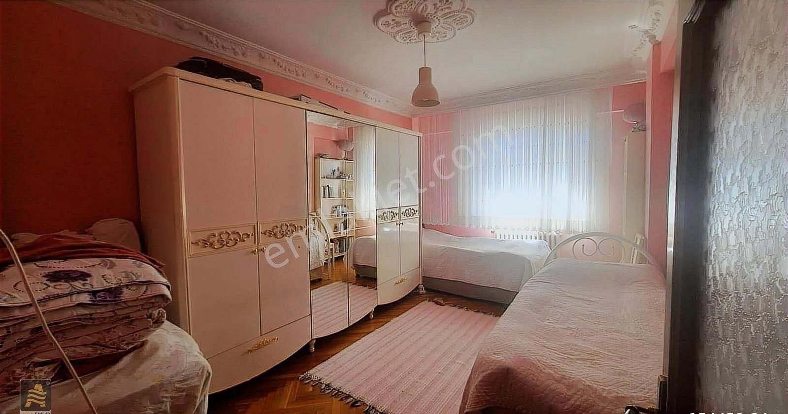 Siyavuşpaşa / Bahçelievler De Satılık 3+1 Daire - Görsel 9