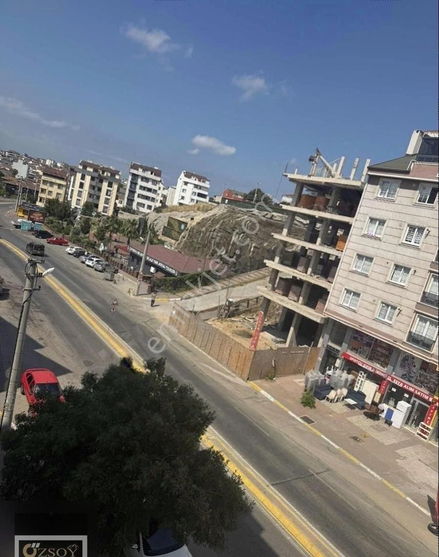 Çayırova Uğurmumcu Cadesin'de Asansörlü Arakat Daire - Görsel 18