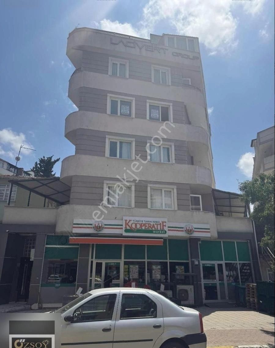 Çayırova Uğurmumcu Cadesin'de Asansörlü Arakat Daire - Görsel 19